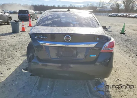 2015 Nissan Altima из США, поврежденный, VIN 1N4AL3AP0FN322504